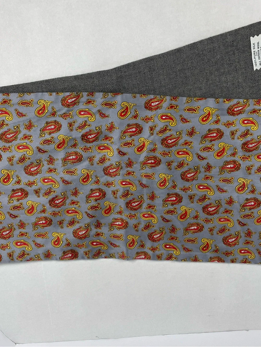 Vintage Mid-Century Reversible Silk & Zephyr Wool Men's Scarf – Gray Paisley